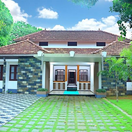 بيرل بيتش بانجالو هيرتيدج هوم Alappuzha المظهر الخارجي الصورة
